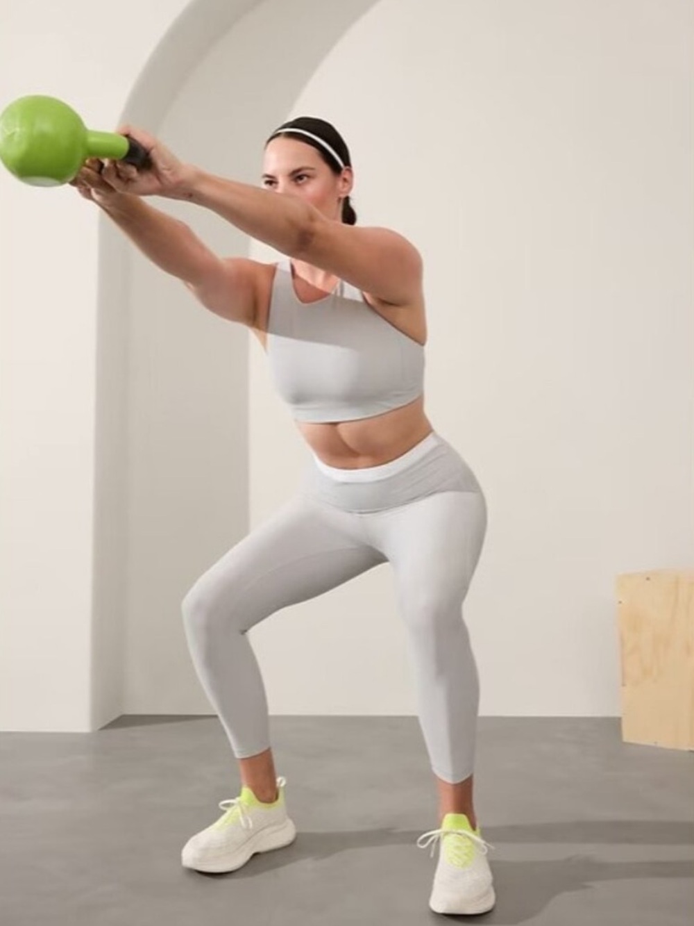 Athleta Interval Stash High Rise Tipped 7/8 Leggings.